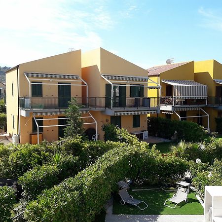 Villa Scenique Campofelice Di Roccella Eksteriør billede